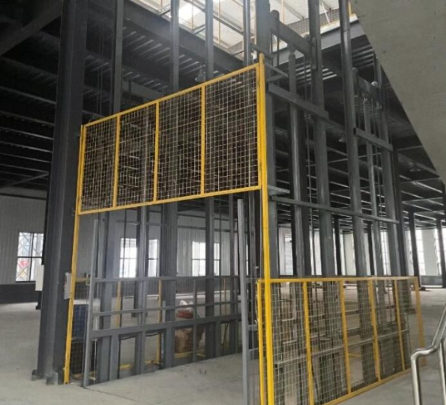 四更镇请详细介绍一下货梯安装在室外的维护方法