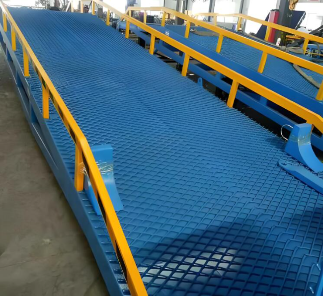 四更镇移动式液压登车桥